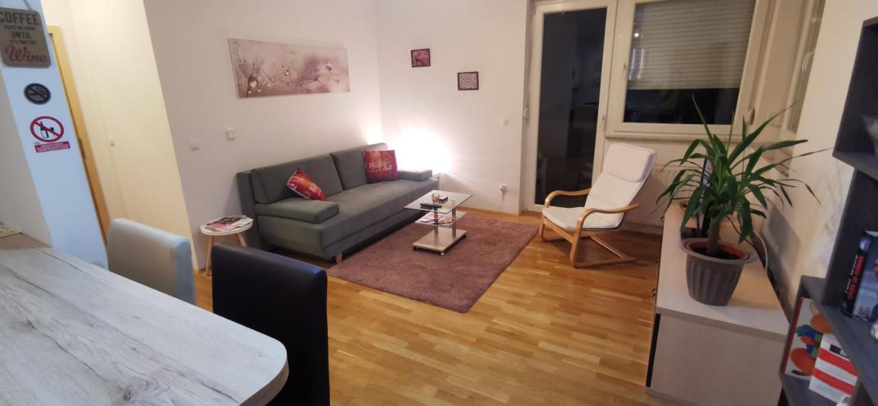 Apartment Daphnia Záhřeb Exteriér fotografie